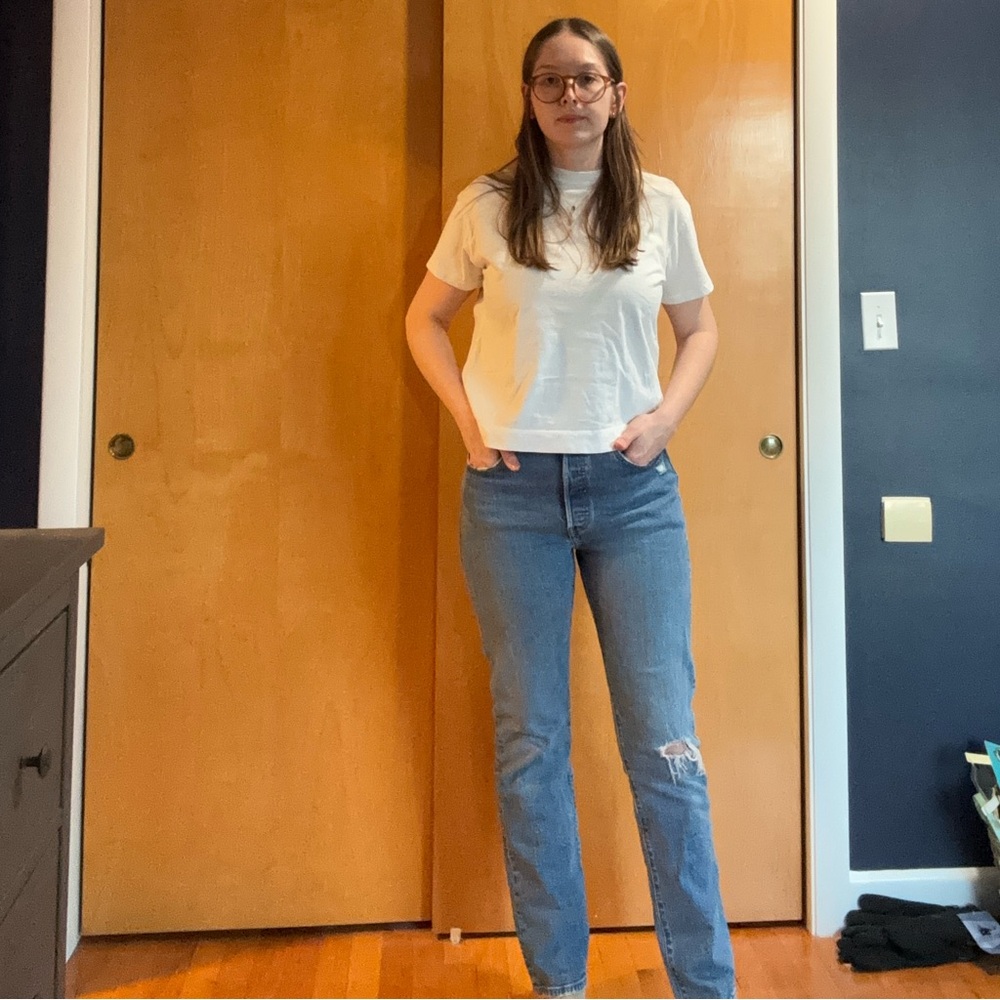 High Waisted Levi’s 501 Jeans Distressed Straight Leg Size 30 Button Fly